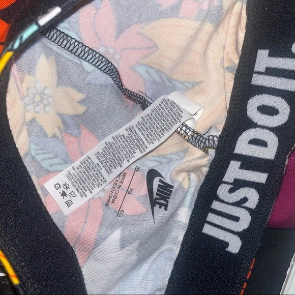 NIKE Leg-A-See Hawaiian Floral Active Leggings Workout Running Athleisure XL - Picture 3 of 3